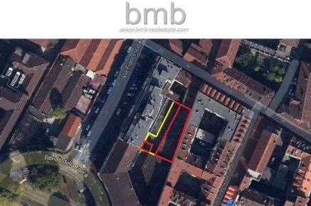 Foto Magazzino in Via Francesco Cigna 4, Torino Aurora di 300 m² in vendita