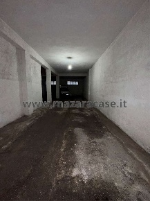 Foto Magazzino a Mazara del Vallo di 200 m² con 2 locali in vendita