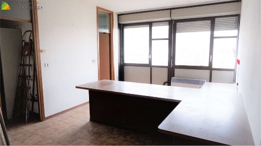 Foto Ufficio a Sassuolo di 100 m² con 4 locali in vendita