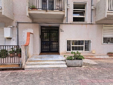 Foto Magazzino in Fondo Cangemi, Monreale Centro di 91 m² con 2 locali