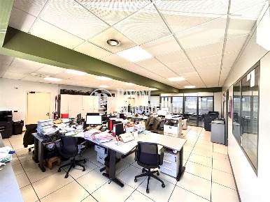 Foto Ufficio in via di gonfienti, Prato I Lecci - Gonfienti di 162 m²