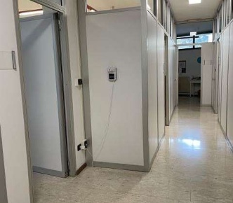 Foto Ufficio in VIA PERINI, Trento Semicentro di 220 m² con 5 locali