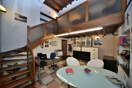 Foto Ufficio a Carpi di 52 m² con 2 locali in vendita