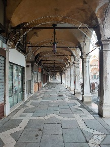 Foto Negozio in Piazza San Marco, Venezia San Marco di 15 m² con 2 locali