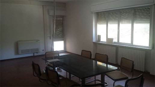 Foto Ufficio in san pietrino 1 B, Perugia Madonna Alta - Prepo di 180 m²
