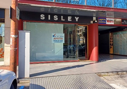 Foto Negozio a Vittorio Veneto di 91 m² con 1 locali in affitto