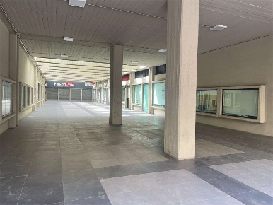 Foto Negozio a Catania di 70 m² con 1 locali in vendita