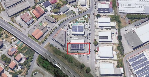 Foto Negozio a Corciano di 420 m² con 7 locali in affitto