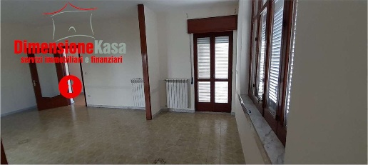 Foto Ufficio in via verdi, Nola Centro di 120 m² con 4 locali in affitto