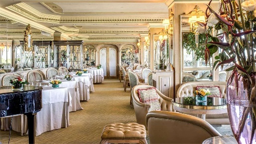 Foto Negozio in Ponte dei Greci, Venezia di 93 m² con 8 locali in vendita