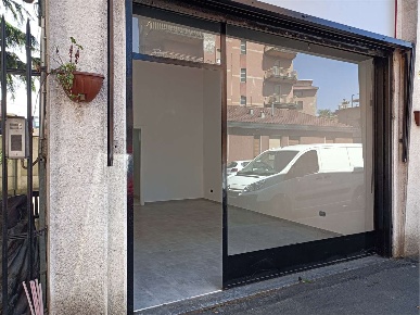 Foto Negozio in via Acquati 10, Cormano di 62 m² con 1 locali in vendita