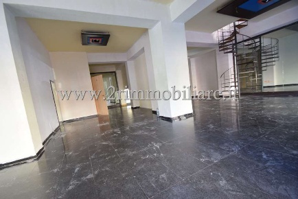 Foto Negozio in Madonna del Paradiso, Mazara del Vallo Centro di 160 m²