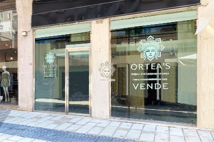 Foto Negozio in Viale Tisia, Siracusa Tica - Zecchino di 155 m² in vendita