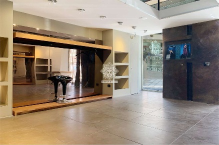 Foto Negozio in Viale Tisia, Siracusa Tica - Zecchino di 155 m² in vendita