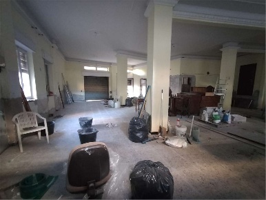 Foto Negozio in via patrioti 40, Albenga Centro di 180 m² con 3 locali