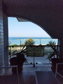 Foto Ufficio in lungomare IX Maggio 54, Bari San Girolamo di 130 m²
