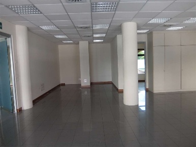 Foto Ufficio a Oderzo di 176 m² con 6 locali in vendita