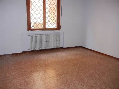 Foto Ufficio a Fidenza di 65 m² con 3 locali in vendita