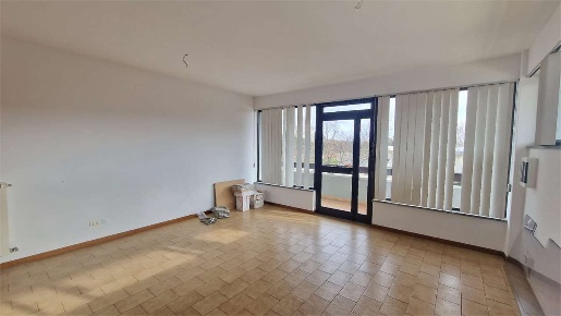 Foto Ufficio a Perugia di 95 m² con 3 locali in affitto