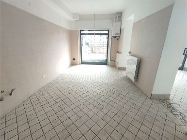 Foto Negozio in via Antonio Motta 13, Vaprio d'Adda di 70 m² con 3 locali