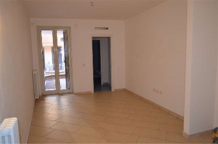 Foto Ufficio in Corso Garibaldi, Forlì Centro Storico di 29 m² con 1 locali