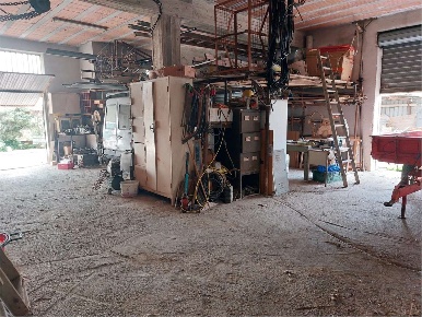 Foto Magazzino in Via Monte Primo 2, Riano Centro di 154 m² con 4 locali