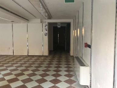 Foto Negozio in Campiello dei meloni, Venezia Rialto di 97 m² con 5 locali