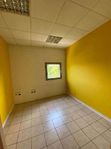 Foto Ufficio a Oderzo di 120 m² con 4 locali in affitto