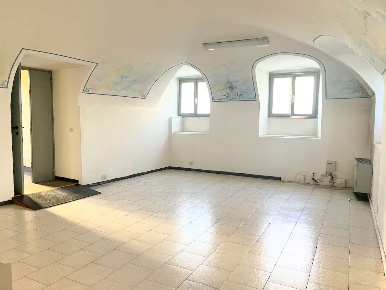 Foto Ufficio in via San Marco 16, Pisogne Centro di 80 m² con 2 locali