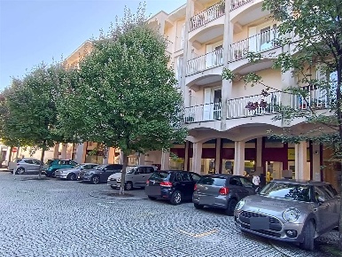 Foto Negozio in Via Tonazzi 9, Verbania Intra Centro Storico di 60 m²