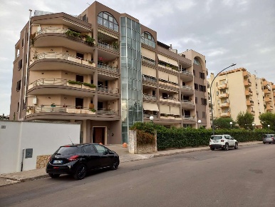 Foto Ufficio in via Giaquinto, Lecce Partigiani - Fondone di 110 m²