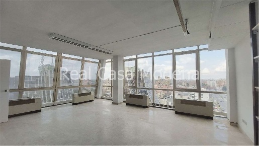 Foto Ufficio in Via Cagliostro, Modena San Faustino di 144 m² con 3 locali
