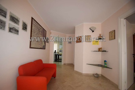 Foto Ufficio in Via Castelvetrano, Mazara del Vallo di 106 m² con 3 locali