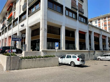 Foto Ufficio a Vittorio Veneto di 65 m² con 3 locali in vendita