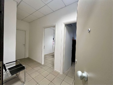Foto Ufficio a Ancona di 50 m² con 2 locali in affitto