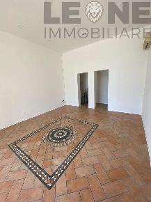 Foto Negozio a Vignola di 31 m² con 2 locali in vendita