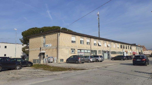 Foto Ufficio in Via del Commercio 19, Bastia Umbra Bastia di 190 m²