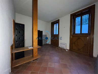 Foto Ufficio a Crema di 102 m² con 4 locali in affitto