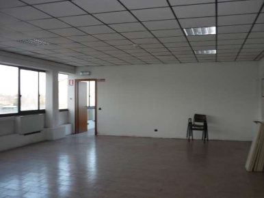 Foto Ufficio in guamo, Capannori Verciano - Guamo di 120 m² con 3 locali