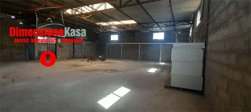 Foto Magazzino in Via Polvica, San Felice a Cancello di 225 m² con 1 locali