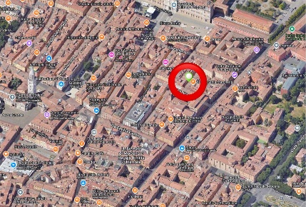 Foto Magazzino in via Santa Margherita 9, Modena Centro Storico di 20 m²