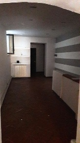 Foto Negozio a Sarzana di 120 m² con 4 locali in vendita