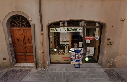 Foto Negozio in via Clelia 35, Sassuolo Centro di 55 m² con 1 locali