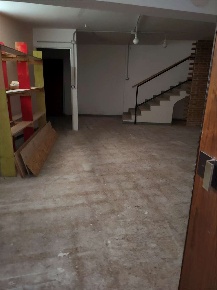Foto Negozio a Mantova di 200 m² con 2 locali in affitto