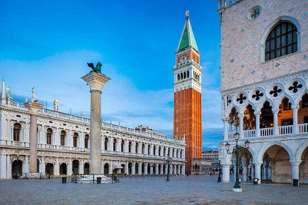 Foto Negozio in Piazza San Marco, Venezia San Marco di 26 m² con 2 locali