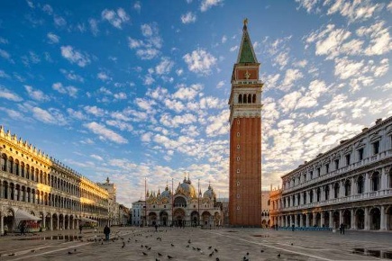 Foto Negozio in Piazza San Marco, Venezia San Marco di 26 m² con 2 locali