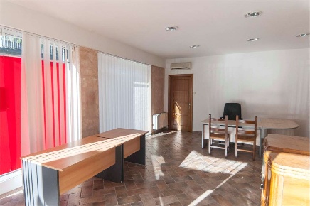 Foto Ufficio a Villadossola di 80 m² con 3 locali in vendita