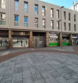 Foto Magazzino in Piazza Alcide De Gasperi, Padova Stazione di 128 m²