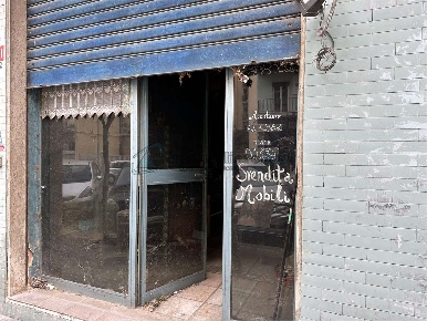 Foto Magazzino in Via Nicola Serra, Cosenza Centro di 50 m² con 1 locali