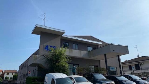 Foto Ufficio a Cassina Rizzardi di 60 m² con 2 locali in vendita